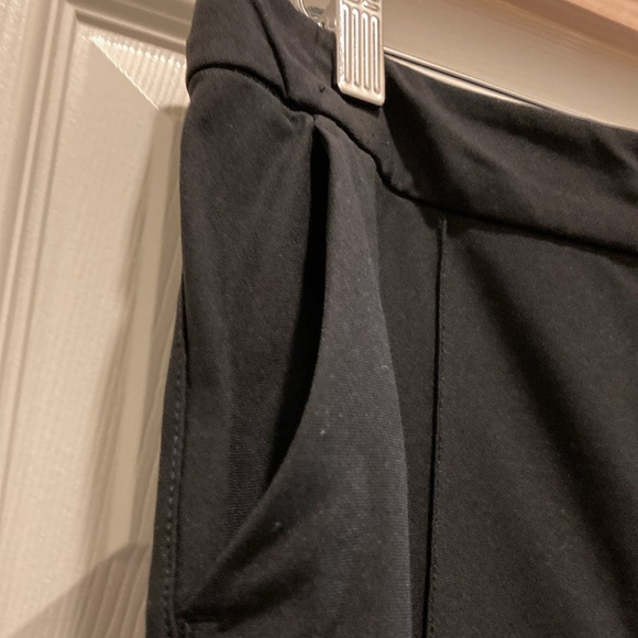 Lululemon - Picture 2 of 9